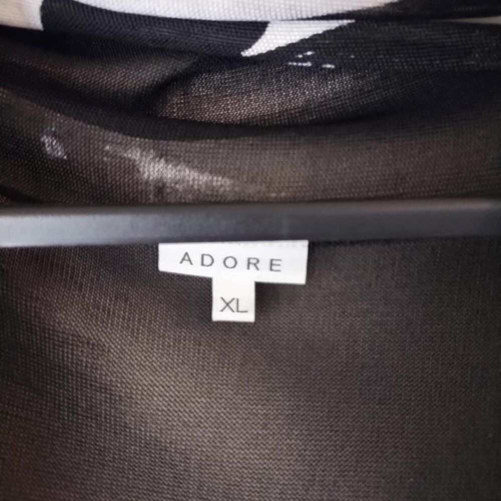 ADORE VEST - Picture 5 of 7